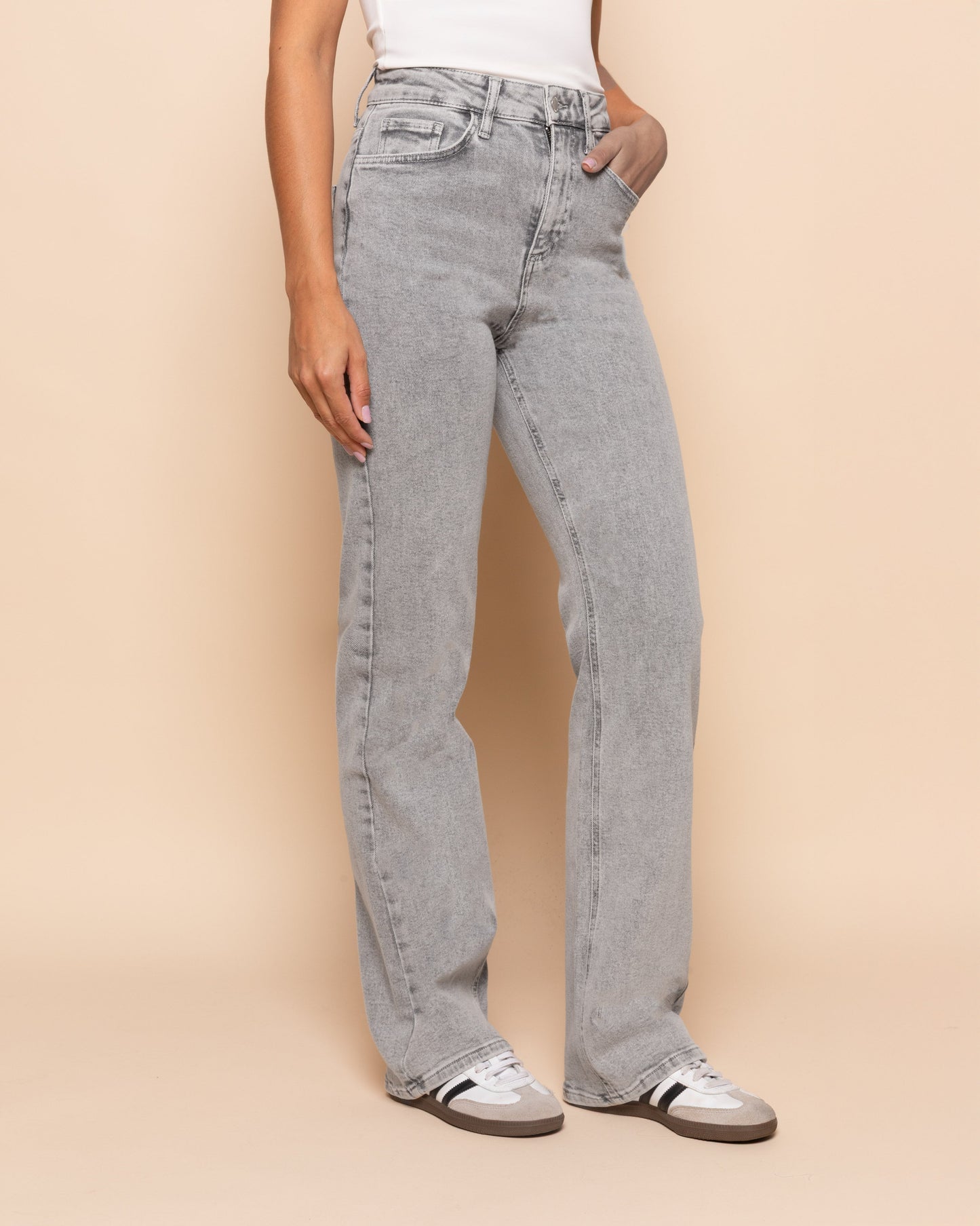 Aitana - Vaquero de Corte Acampanado Gris