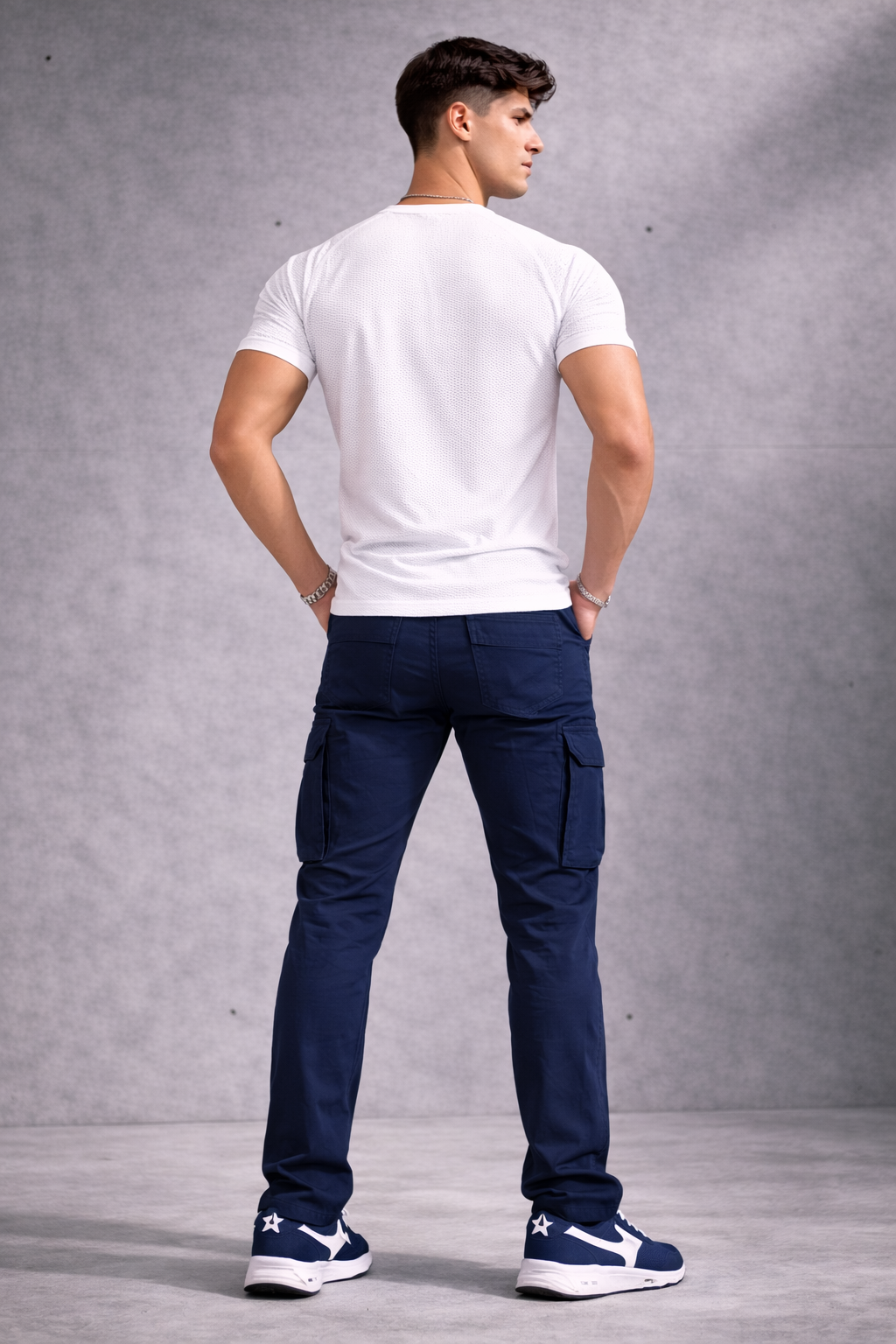 Niko | Pantalones cargo slim de estilo utilitario