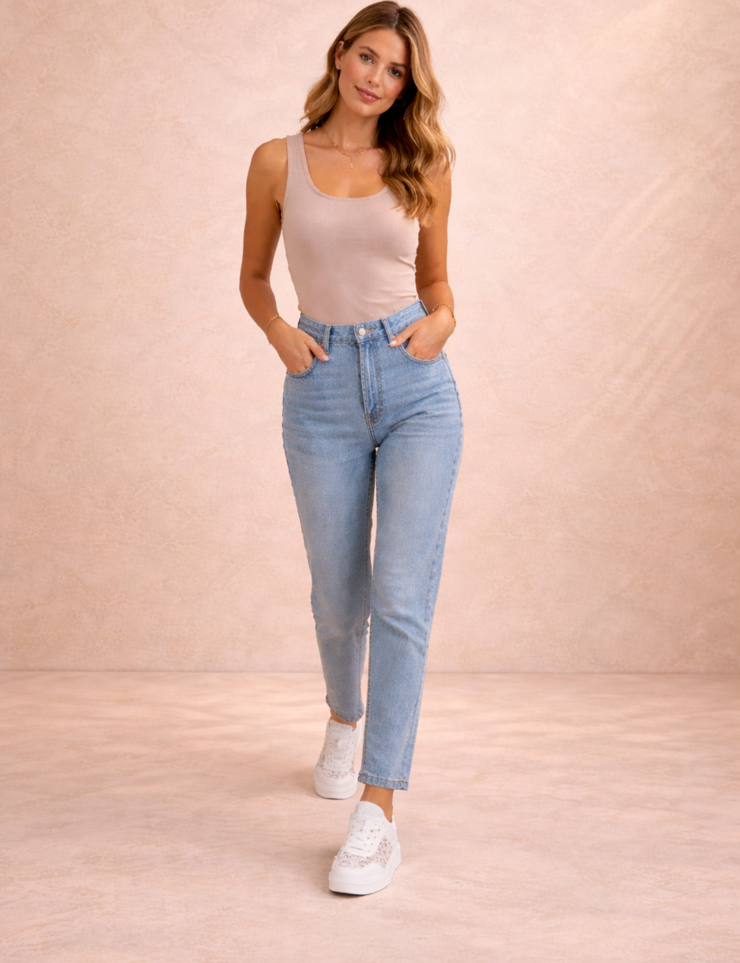 Zavina – Sneaker Urbano con Detalle Texturizado