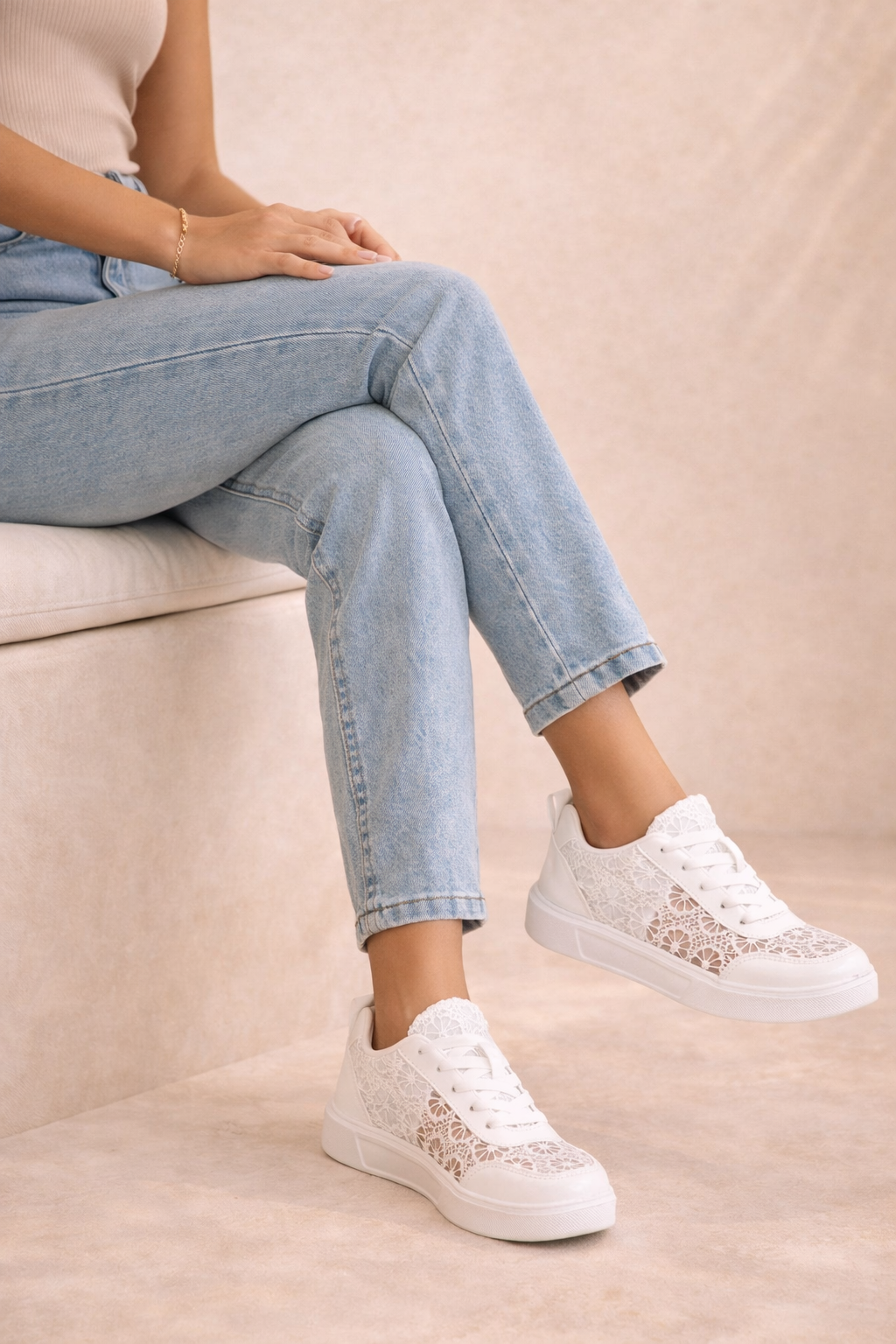 Zavina – Sneaker Urbano con Detalle Texturizado